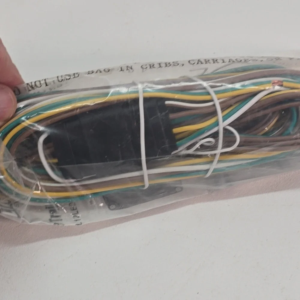 Speaker‎ Wire & Lighting Wire & Connectors Lot